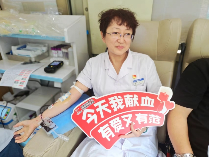 e7e6b6c467d356809c50c7b19de27c72