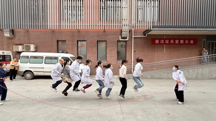 门一集体 门一集体